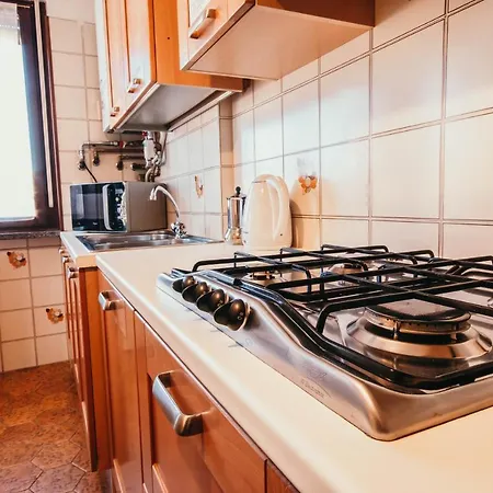 Apartament Red Rose - Lakeside Leisure & Business Stresa